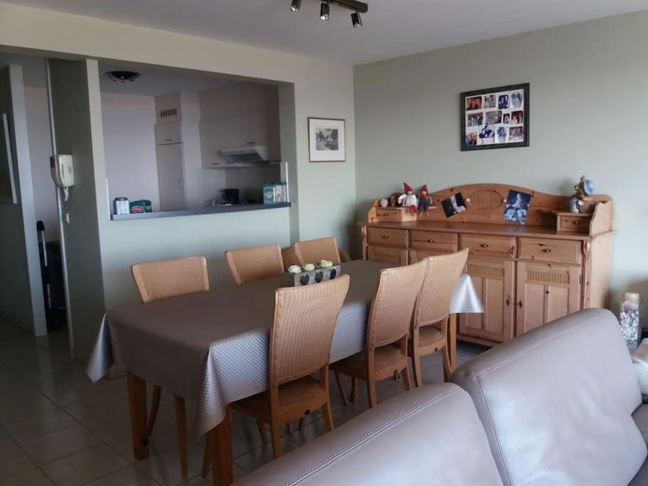 Appartement Zeedijk Heist Met Garage Knokke-Heist Exterior foto